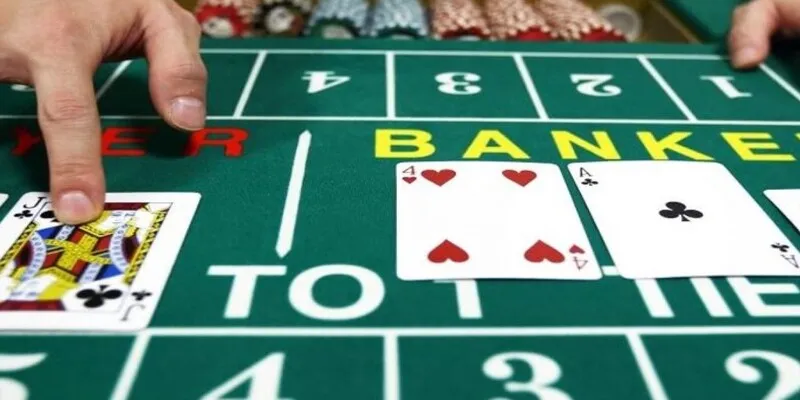 Ghi nhớ cách tính điểm quân bài Baccarat Xin88
